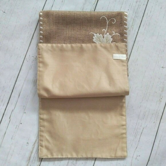 Wellesley Manor Harvest Table Runner 14x72 Applique Embroidery Lined Nice - Picture 4 of 5